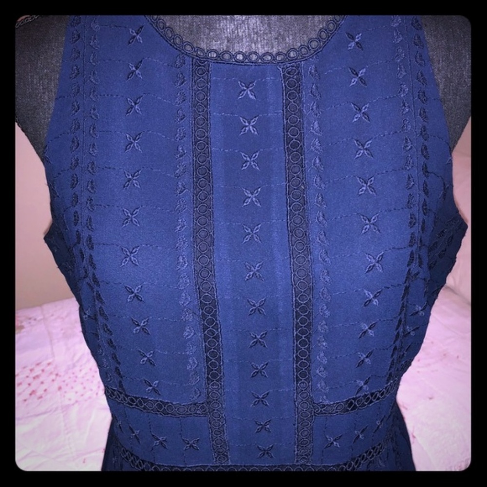 Navy blue lace sleeveless Loft dress size 8